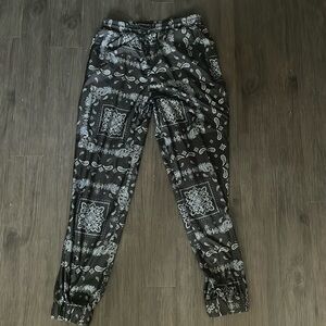 Forever 21 Black Bandanna Pants